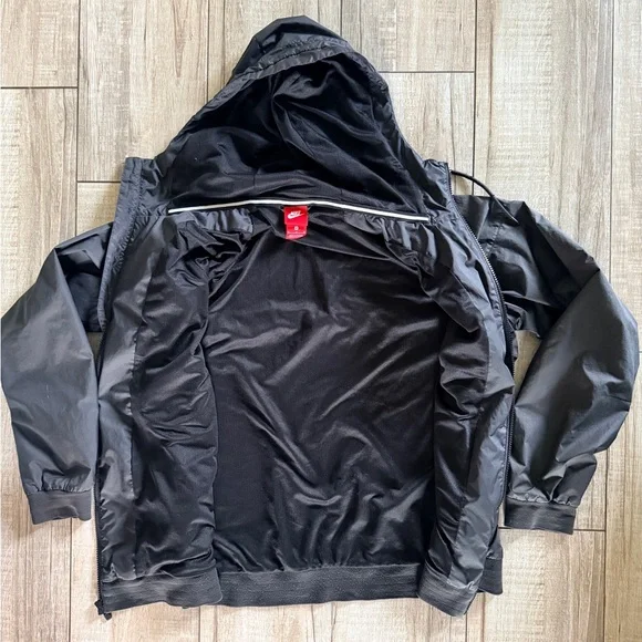 Nike Black Hooded Windbreaker Jacket with White Logo - Picture 7 of 7